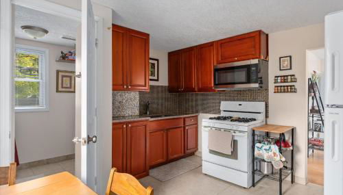 2BR Apartment with Private Office Near Downtown - Tulip - Foto 3