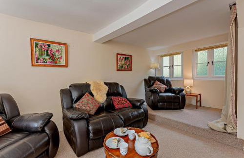 2 Bed in Cemmaes 93078 - Photo 11