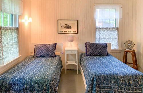 Saranac Lake Cabin with Beach Access - Foto 17