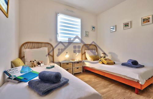 LocaLise - M11 - Ty Gwennili - Maison de plain pied avec terrain entièrement clôturé - Accès plage et centre à pied - Wifi inclus - Draps inclus - Animaux non admis - Foto 26