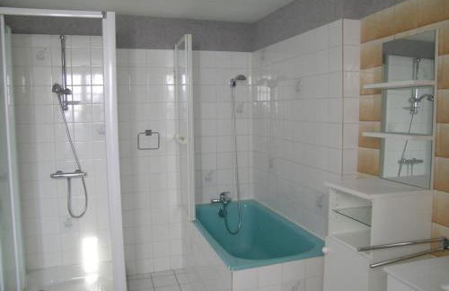 Maison avec jardin, idéal famille, à Bransat - FR-1-489-38 - Foto 11