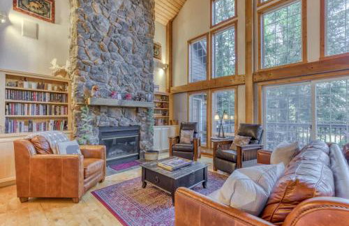 Lazy Bear Lodge · Spacious 6BR Lodge with Chef's Kitchen, Hot Tub, Golf Views and more - Foto 8