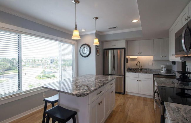 665 Newhaven - Photo 4