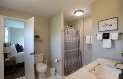 Serenity with Mountain Views 3BR Deckside Views - Foto 29