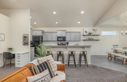 Modern Luxurious 4-bedroom Centrally located home - Foto 8