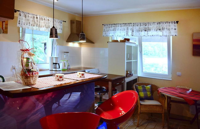 Bungalow by Lake Near Baltic & Gdansk Bay - Photo 3