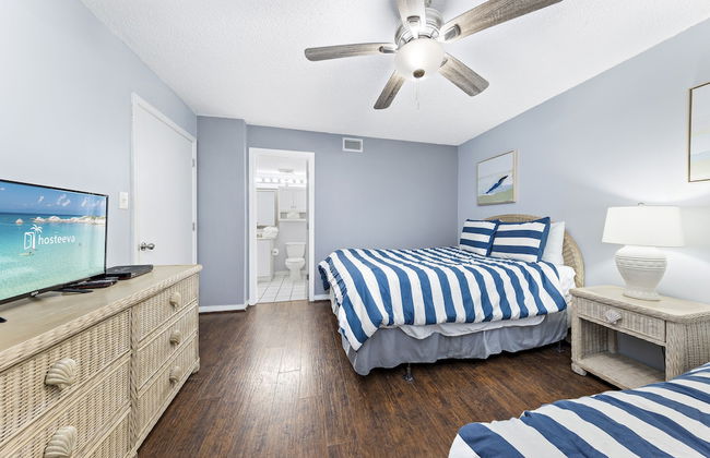 Harbor Place Condominiums by Hosteeva - Photo 10