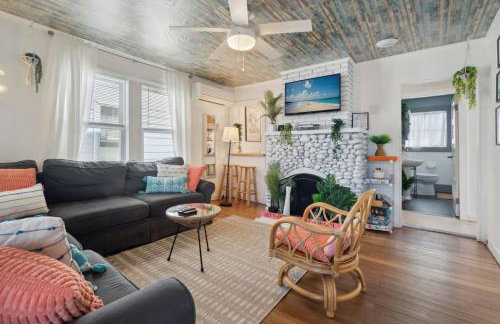 Steps to Beach Fireplace Pat's Porch - Photo 2