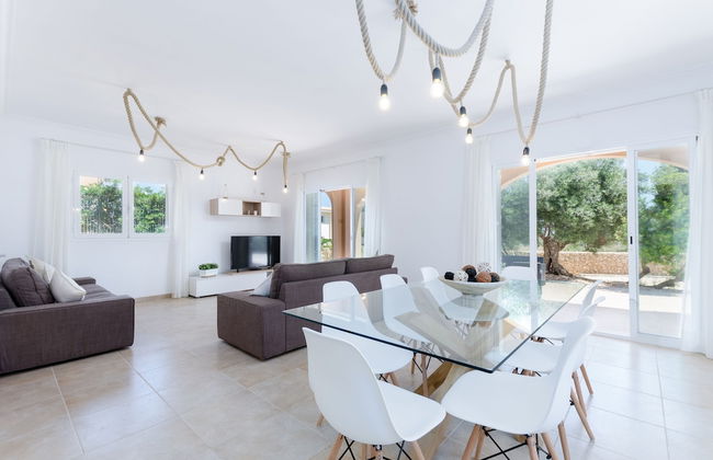 Dones D Aigua 11 in Urbanitzaci s Estanyol - Photo 15