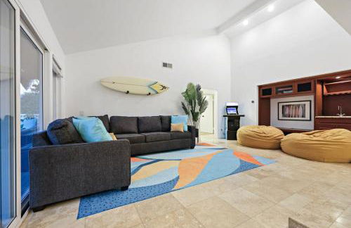 Hot Tub with A View and Large Back Deck & Game Room - Foto 7