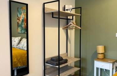 Modern Barn Conversion - Photo 32