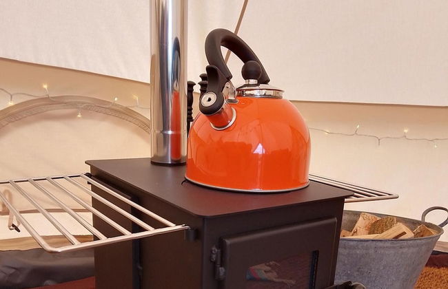 Chestnut 6m xl Bell Tent, log Burner, nr Whitby - Foto 5