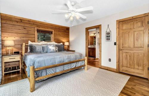 Cozy Mountain Cabin with Long-Range Views near Waterfall Park in Old Fort, NC - Foto 25