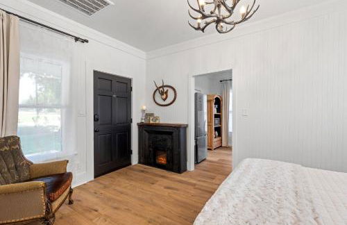 Cozy Cottage in the Heart of Johnson City - Foto 14