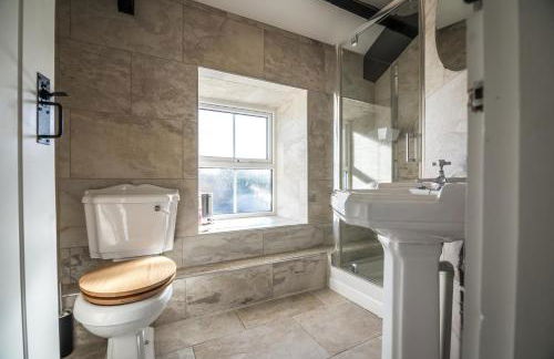 Barn Conversion - Hot Tub - Penally - Tenby - Photo 77