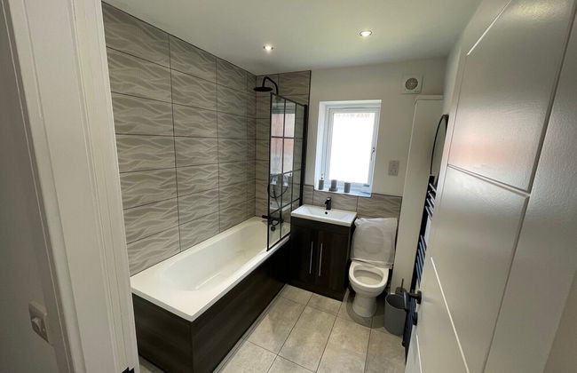 Brand New High Spec House with parking Wi-Fi (B) by HAFH - Foto 21