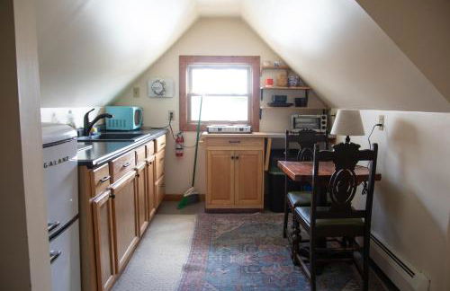 Cozy Tiny Haus Apt - Foto 24