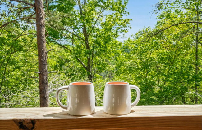 Romantic Cabin Retreat By Ghosal Luxury Lodging - Photo 46