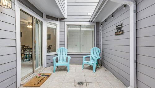 Lake-View Townhome with Pool Access in Houston Area! - Foto 3