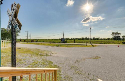 Charming Converted Railcar Studio in Joplin! - Foto 28