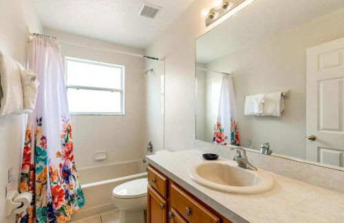 Family Friendly Vacation Home with South Facing Pool - Hot Tub - Game Room - Near Disney - Foto 31