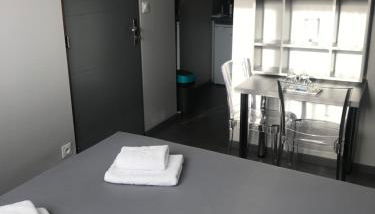 Smart Appart Caen République - Photo 3