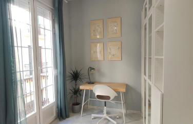 Elegancia y confort en el corazón de Málaga - Foto 11