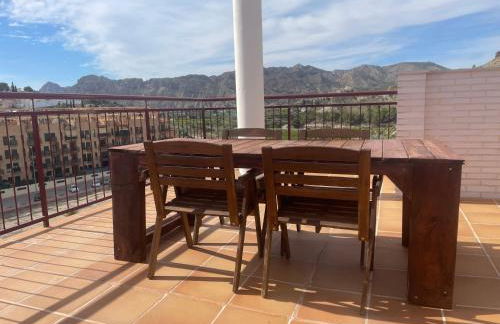 Ático con terraza, piscina y jacuzzi - Foto 21