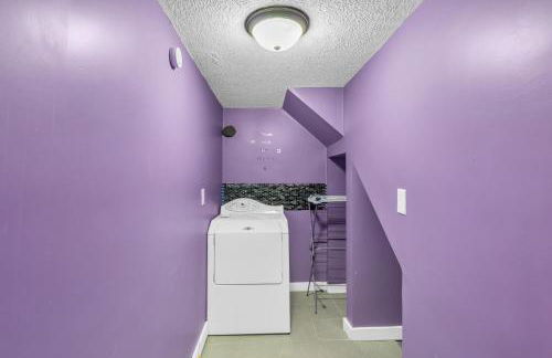 Lovely PET FRIENDLY three bedroom in desirable Urbandale Location! 3 Home by RedAwning - Foto 46