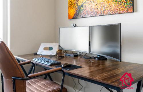 Fireside Oasis Retreat - An Irvie Home - Foto 14