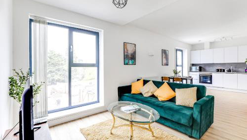 Two Bed Apartment - 20 minutes train into King Cross London - Perfect for families & contractors close to Royal Vet College & M25 Free Parking - Foto 3