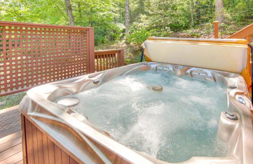 Fox Den with Hot Tub! 22 Mi to Cataloochee Skiing - Foto 24