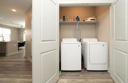 Cozy 2BR Sunset Haven - Foto 6