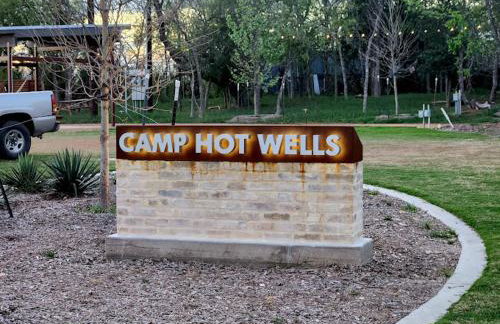 3 Bdr 2 Bth Downtown San Antonio Free Parking at The Alamodome - Foto 27