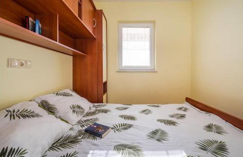 Nice Apartment In Rtina With Wifi - Photo 21