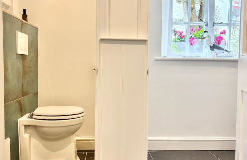 Quaint Cosy Cottage Mousehole - Photo 28