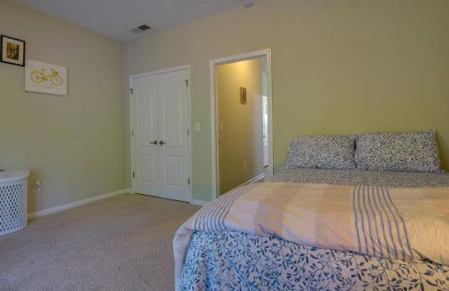 Sunny Apex Vacation Rental with Pool Access! - Foto 13