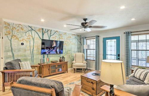 Unwind Fireside Serene Murphy Escape with Hot Tub! - Photo 10