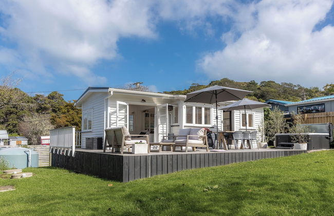 Tahatai Cottage with Spa Pool - Oneroa - Foto 19