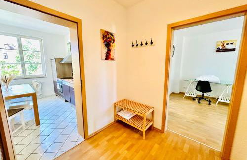 Stötteritz Holiday Apartment - 3 Rooms - 6 People - 5 beds - Balcony - Great public transport 11 minutes to the city - Foto 27