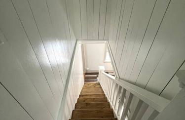 Riverside Relaxer w/Hot Tub+Fire Pit +Wifi & view - Foto 35