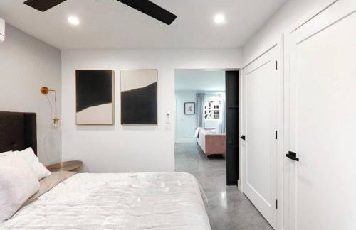 1BD 1BA-Black&White ArtBNB Cottage-Antique Row WPB - Foto 5