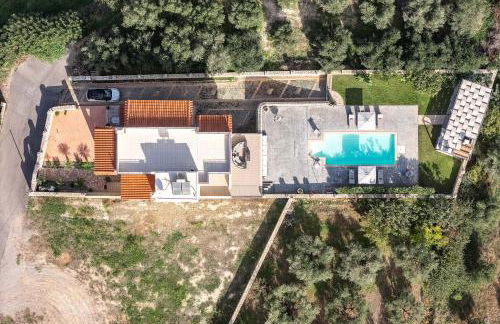 Villa Aris: A Serene Experience, 3BRs, Pool & Bbq - Photo 112