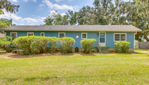 1 Mi to Sands Beach Walkable Island Home with Yard! - Photo 4