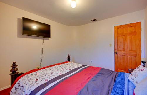 Near Hospitals and Universities Baldwin Apt with Deck - Foto 19