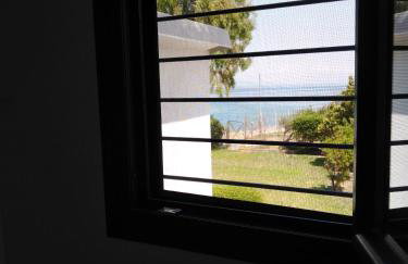 Σπίτι με σοφίτα μπροστά στη θάλασσα - Foto 9