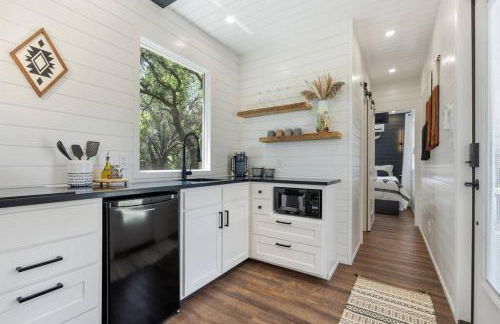 The Lonely Bull Luxury Container Home on 5 Acres - Foto 9