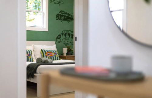 Casa del Mar - Bold, Bright & Steps to the Sand! - Foto 17