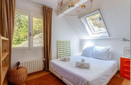 Villa ACMÉ 200 m du lac d'Annecy avec Piscine et Jacuzzi 14 personnes - Foto 7