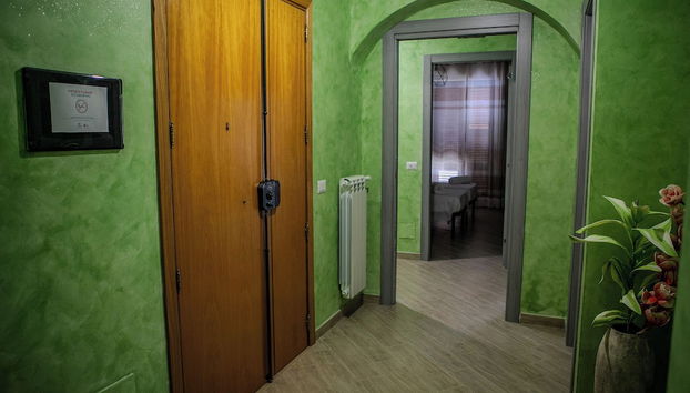 Montagnavivacilento - Tripla (Monte Vivo - Foto 2, Entrada interior